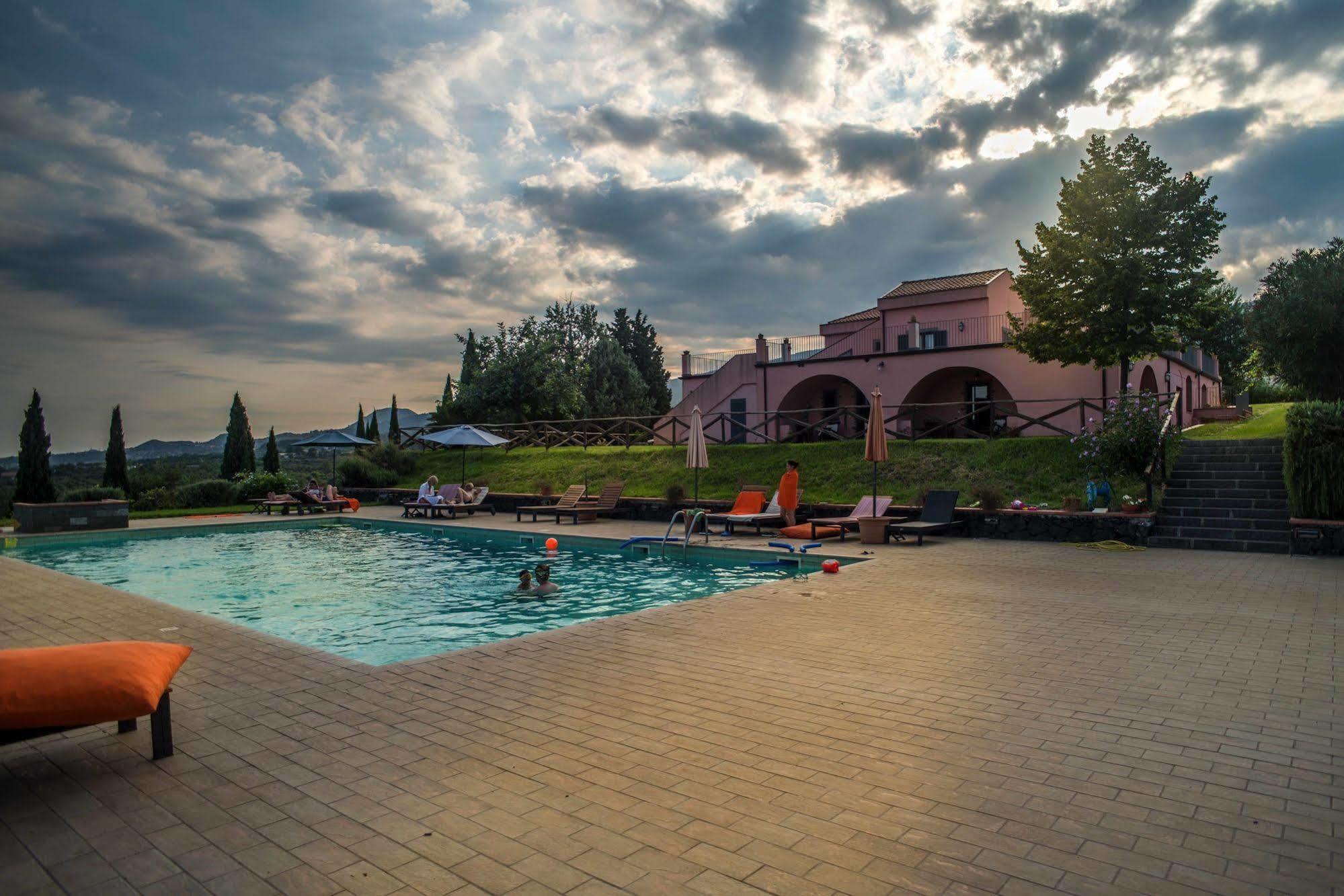 Agriturismo Tenuta San Michele Santa Venerina Exterior photo